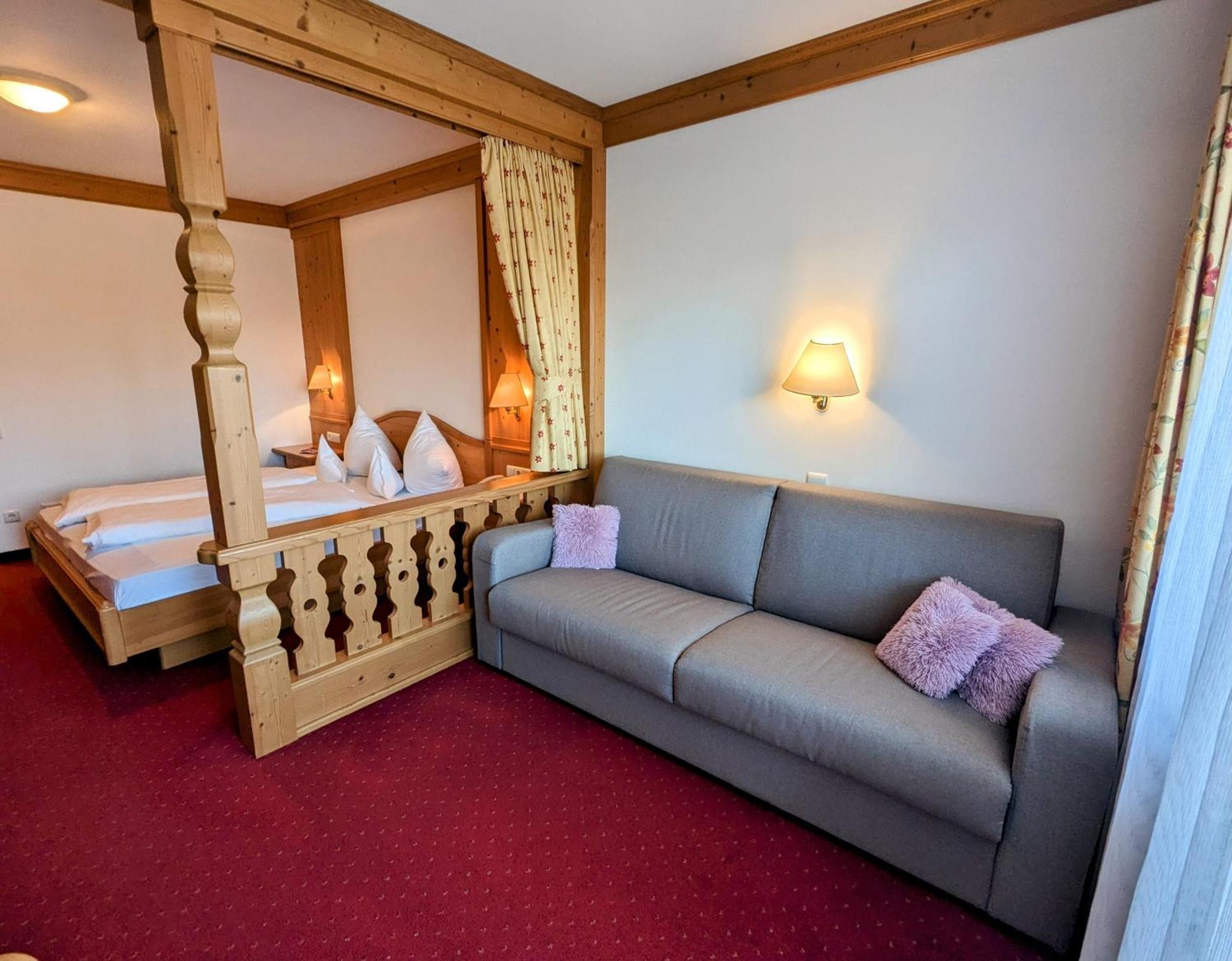 Hotel Heinz Brunico Bagian luar foto