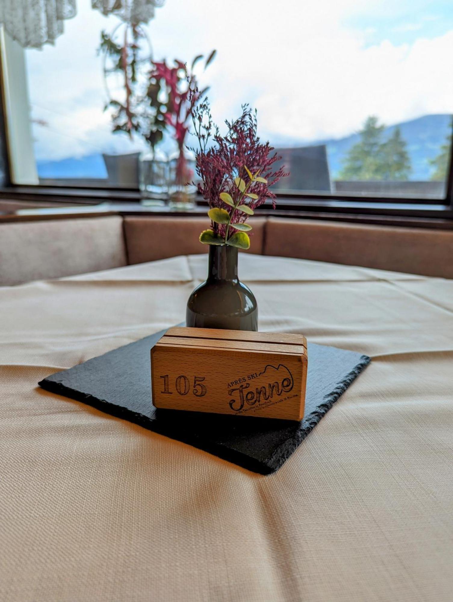 Hotel Heinz Brunico Bagian luar foto